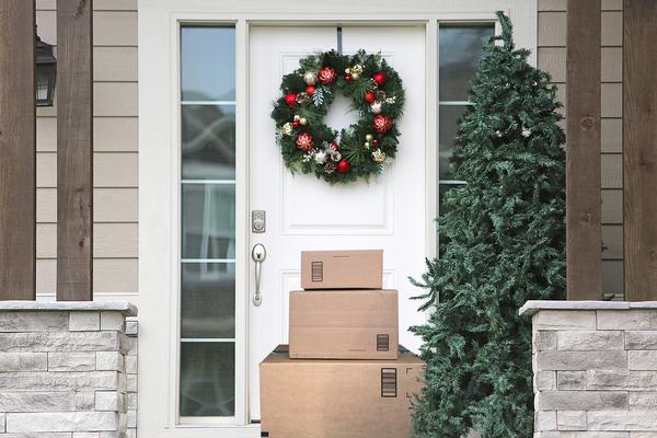 Holiday Shopping Pros and Cons of Same-Day Delivery